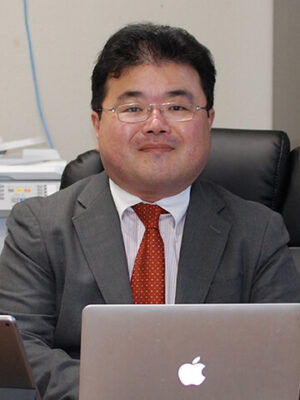 教員氏名:米本 孝二